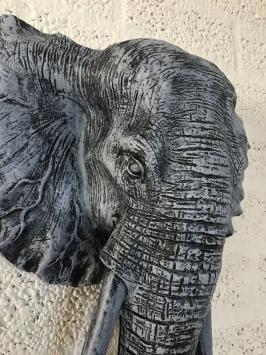 Schönes schwarz-graues Elefantenkopf-Wandornament, wunderbar!